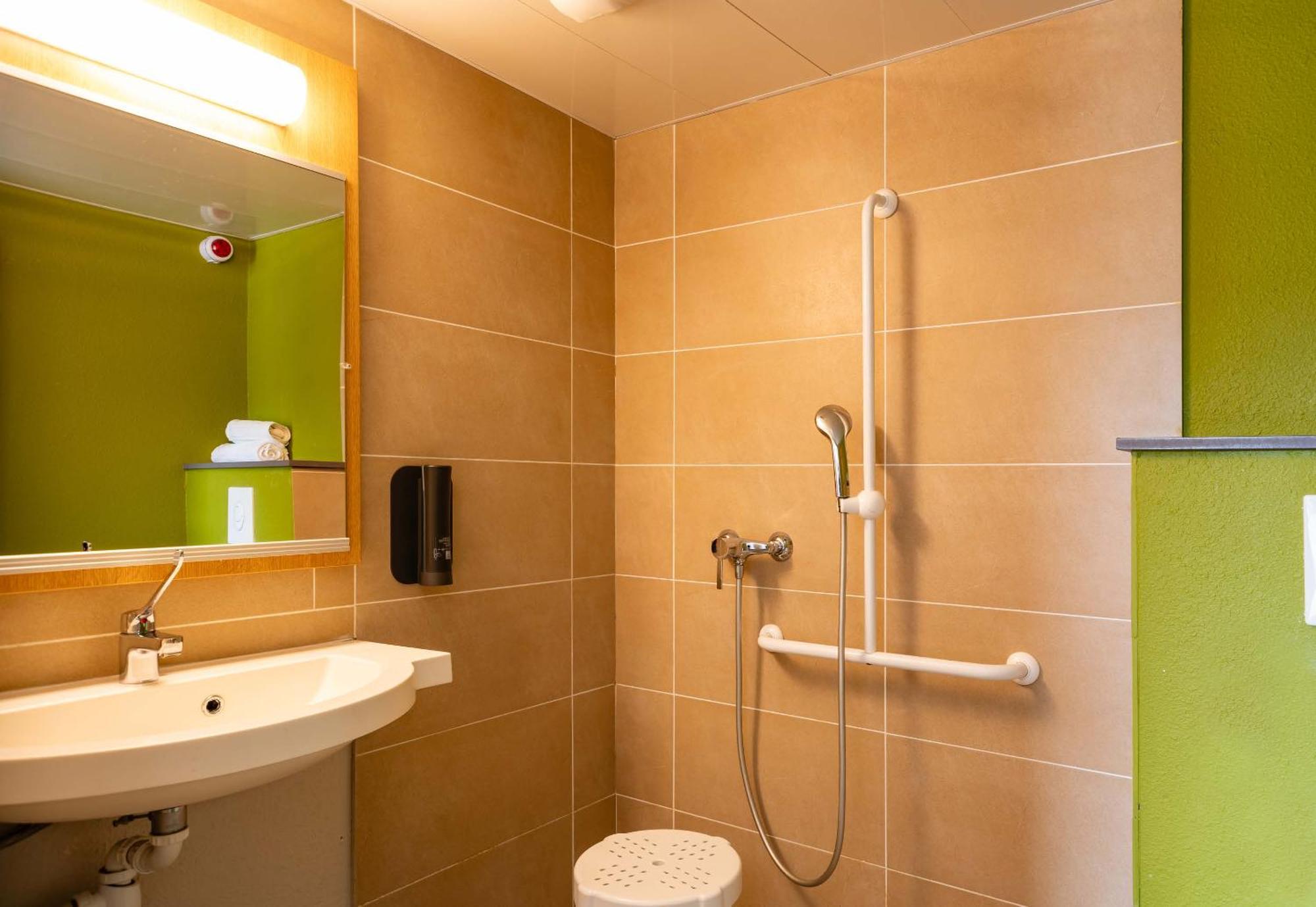 B&B Hotel Aubenas Saint-Didier-sous-Aubenas Buitenkant foto